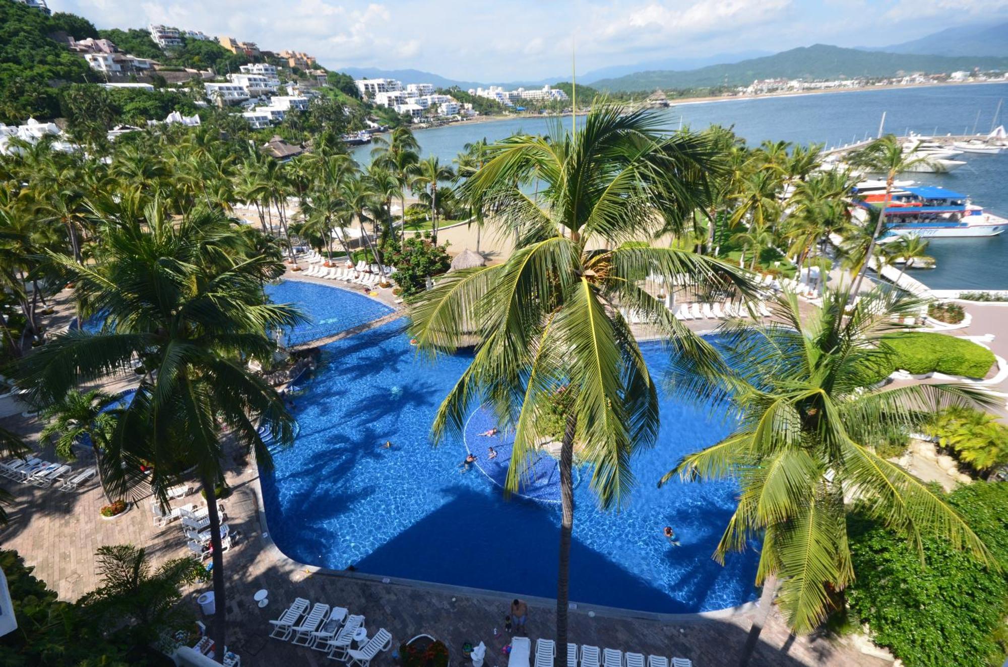 Las Hadas By Brisas Мансанильо Экстерьер фото View of the bay