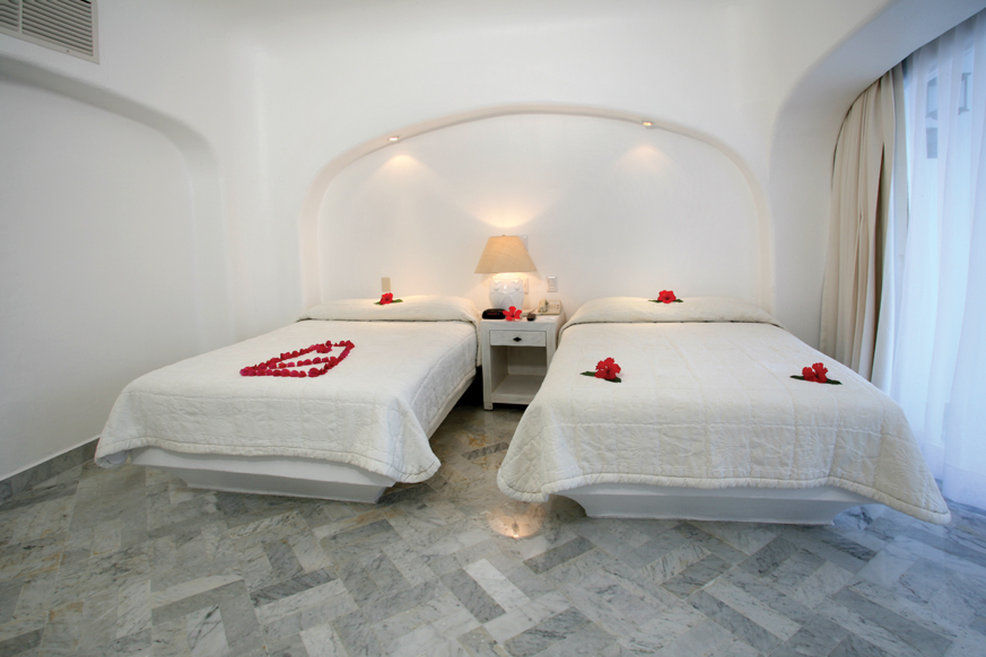 Las Hadas By Brisas Мансанильо Экстерьер фото A room at the hotel